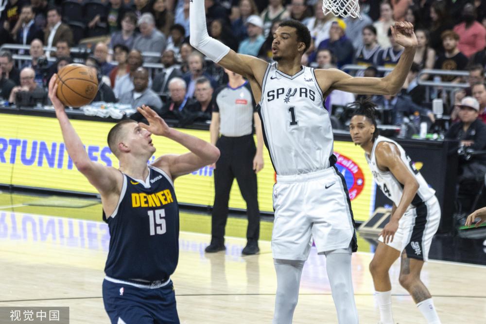 从法乙赛场 从法乙赛场